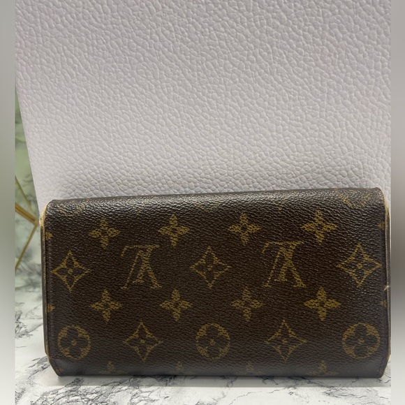 COPY - Authentic Louis Vuitton Brown Monogram Canvas Vintage (portefeuille) Ful… - Picture 6 of 11